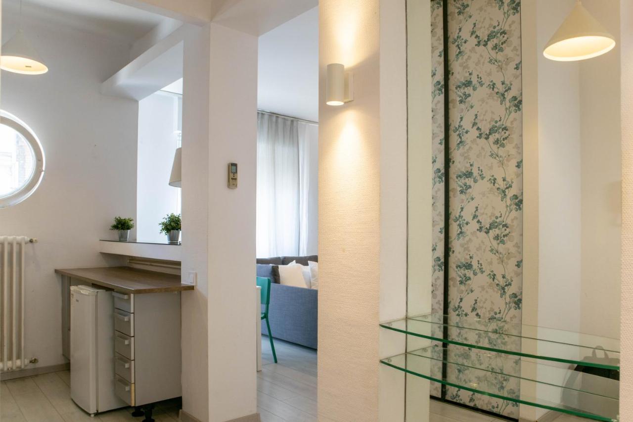 d.Five Irányi Apartment Budapest Esterno foto