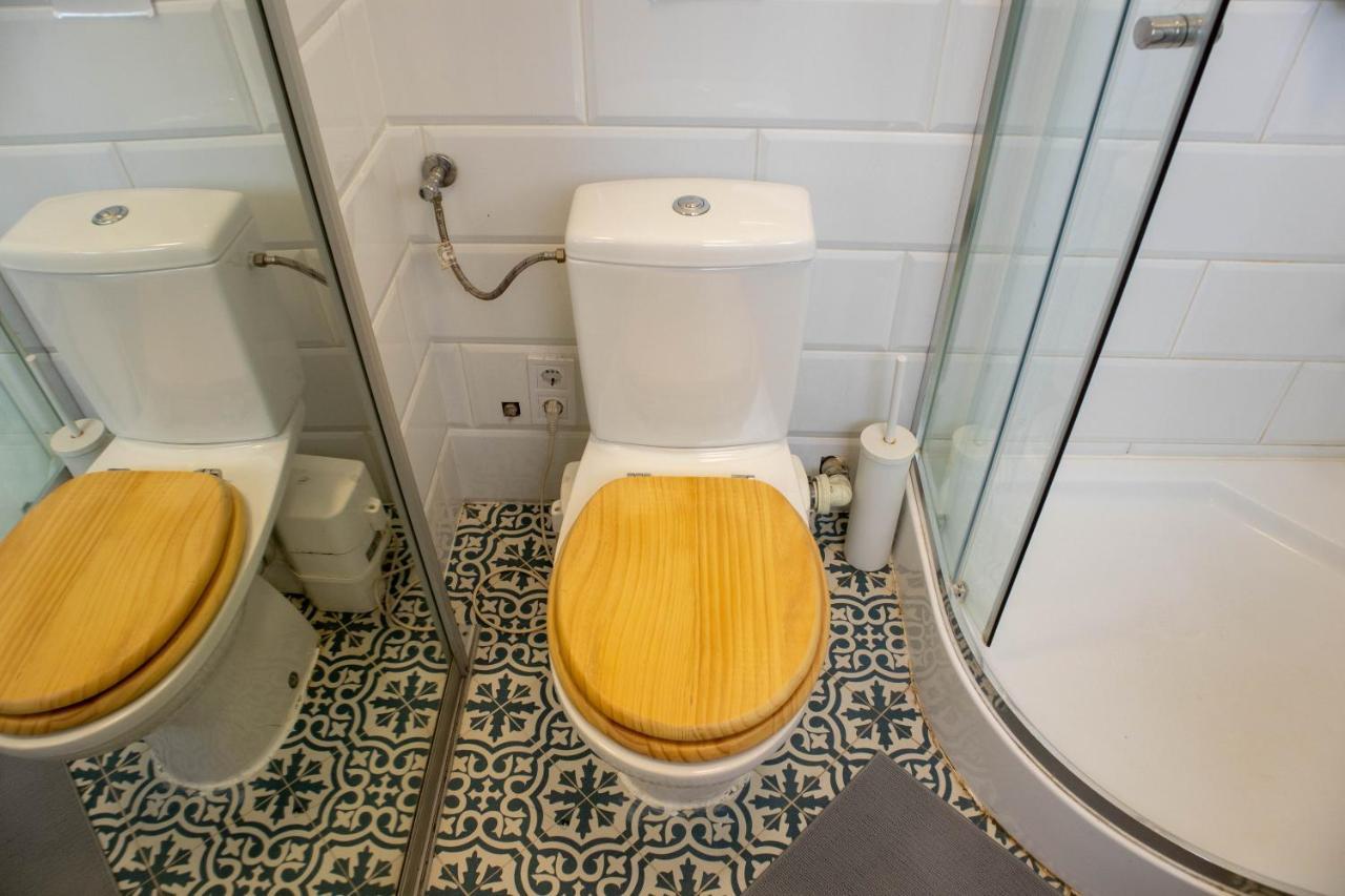 d.Five Irányi Apartment Budapest Esterno foto
